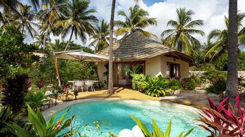 Huvila, 2 makuuhuonetta | Egyptinpuuvillaiset lakanat, ylelliset vuodevaatteet, minibaari