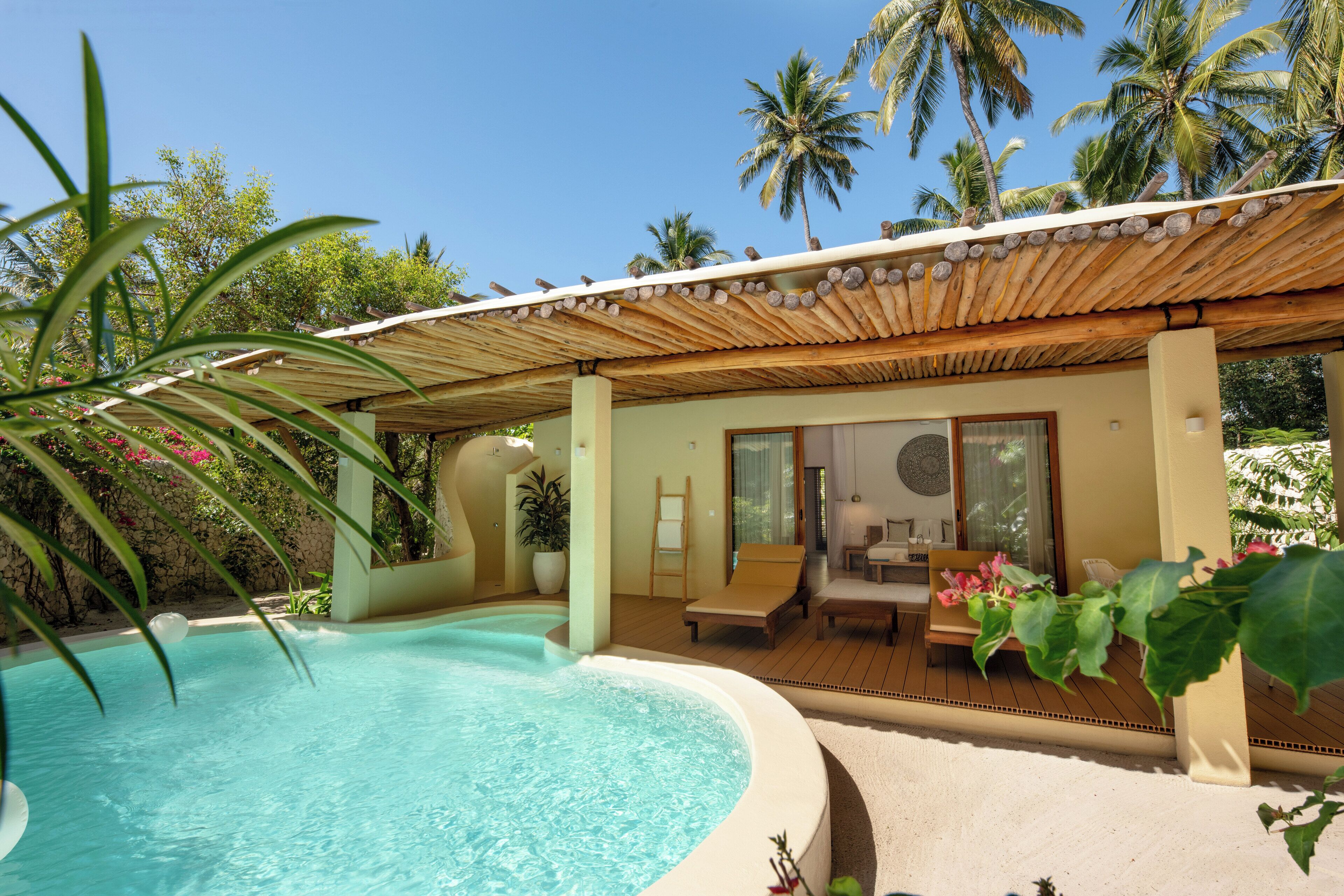 garden villa with pool | room amenity