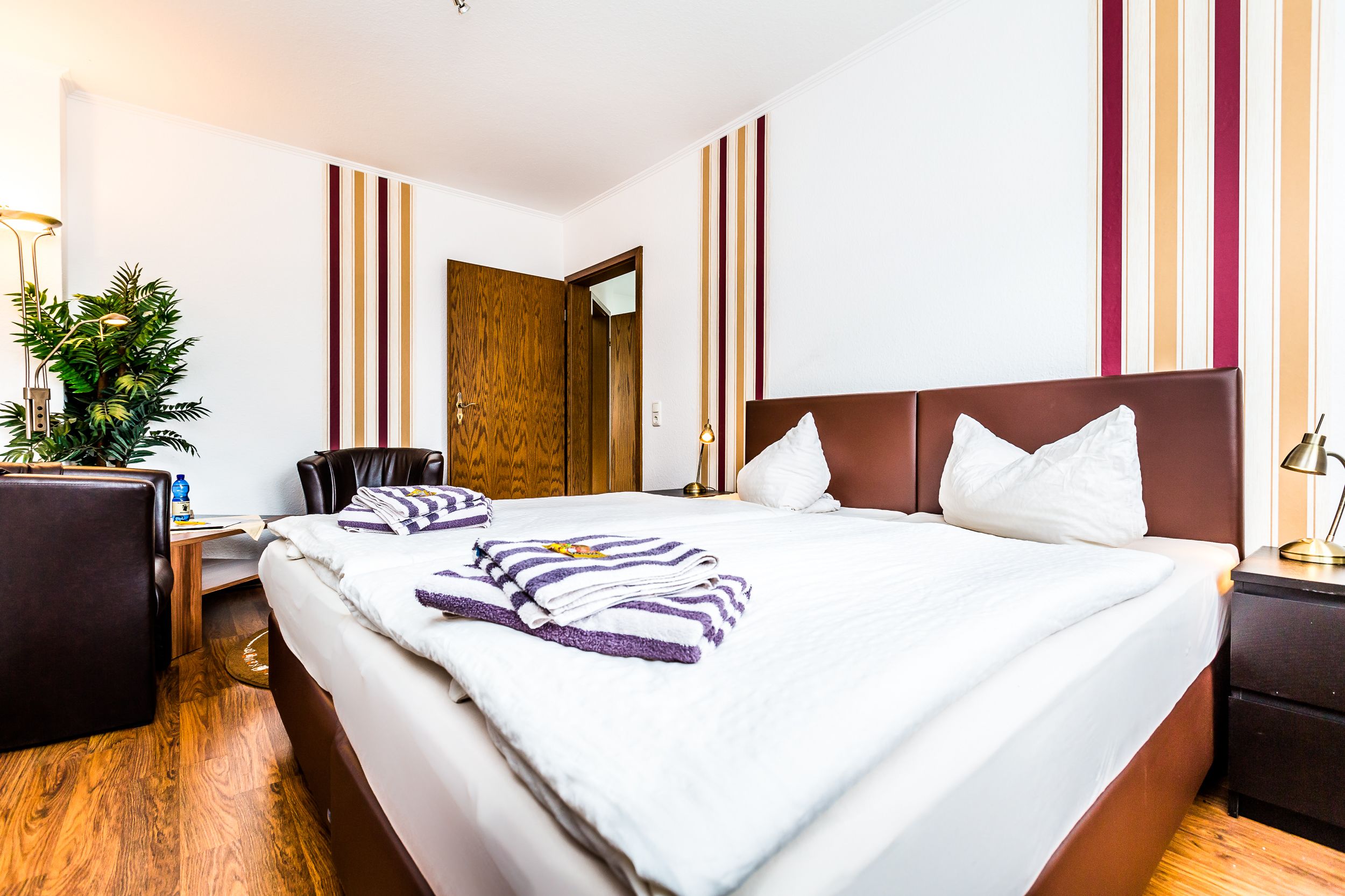 apartment (located 20m from the main building) | living area | flat-screen tv