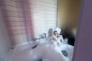 Chambre luxueuse double, baignoire Ă jets (iSpa) | Baignoire Ă hydromassage