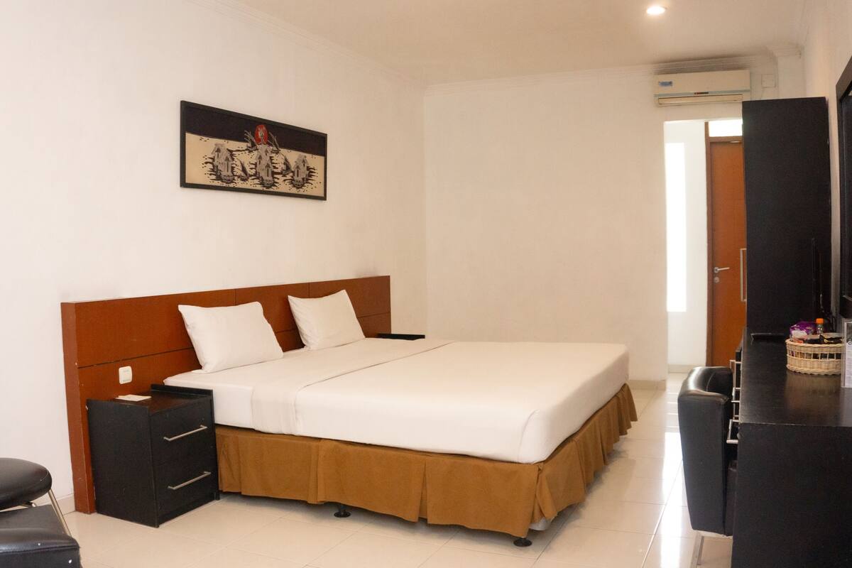 Kamar Superior | Seprai premium, minibar, brankas, dan kedap suara