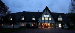 Exterior - Hôtel La Grande Bruyère (Touffreville)