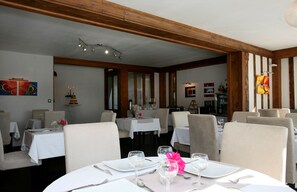 Restaurant - Hôtel La Grande Bruyère (Touffreville)