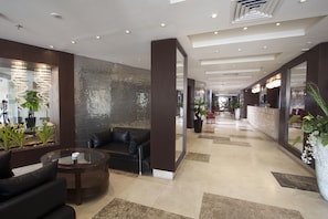 Lobby sitting area - Golden Park Heliopolis (Cairo)