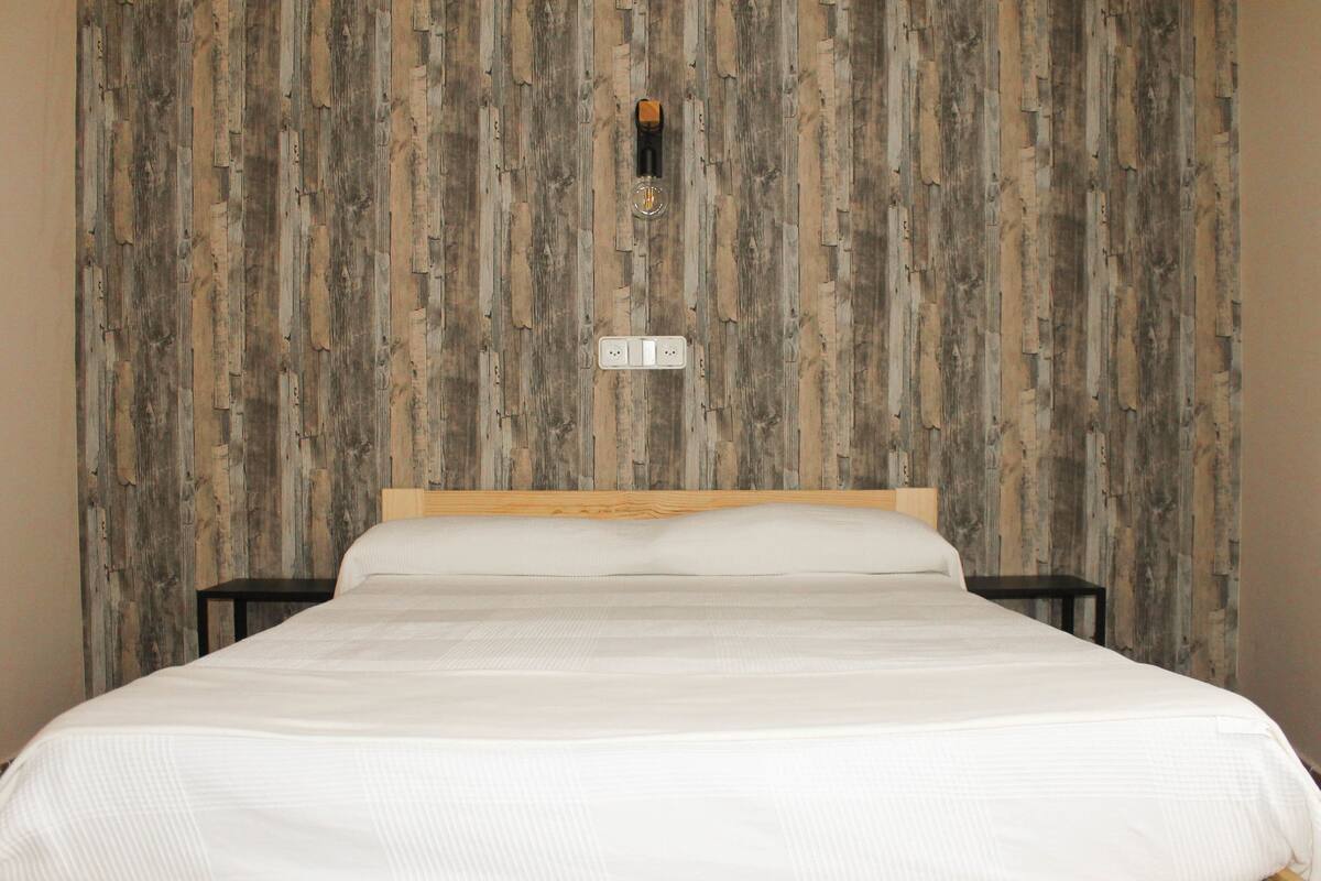 Basic Double Room, 1 Double Bed