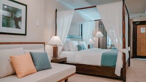 Couette en duvet d'oie, coffres-forts dans les chambres, bureau