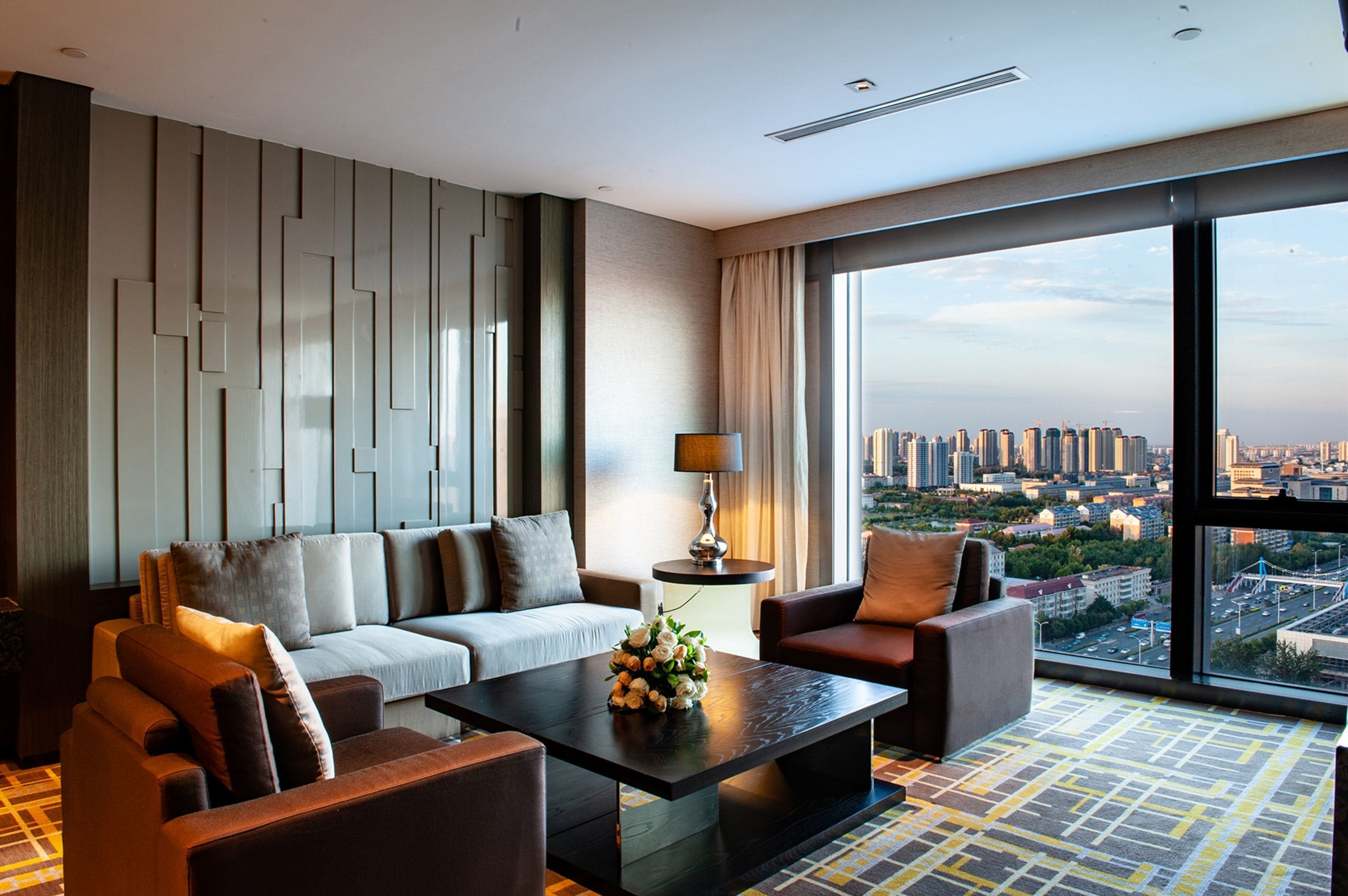 regency, suite, 1 king bed | 1 bedroom, minibar, in-room safe, desk