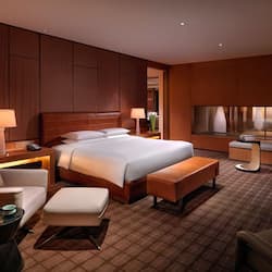 1 bedroom, minibar, in-room safe, desk