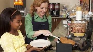 Petit déjeuner buffet compris tous les jours