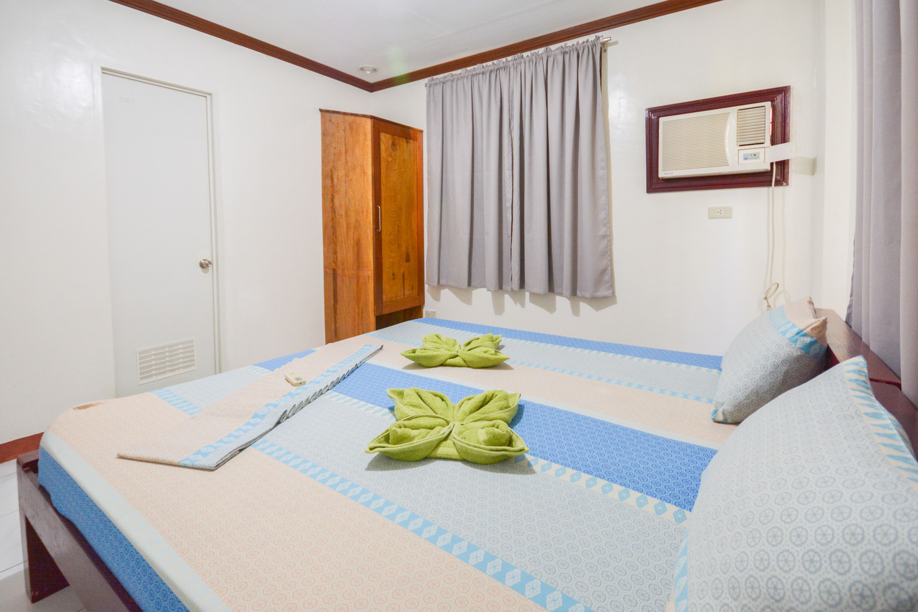 family room | rollaway beds, free wifi, bed sheets
