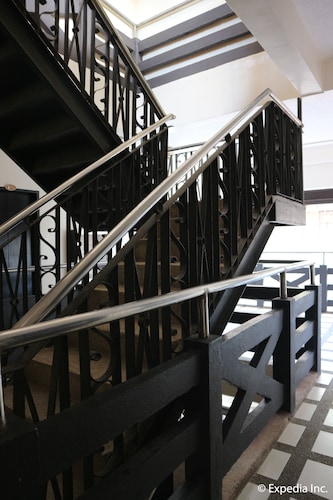 Boracay Travelodge Beach Resort