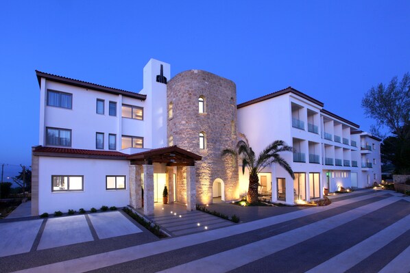 Front of property - Droushia Heights (Droushia)