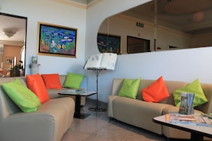 Sala de estar en el lobby