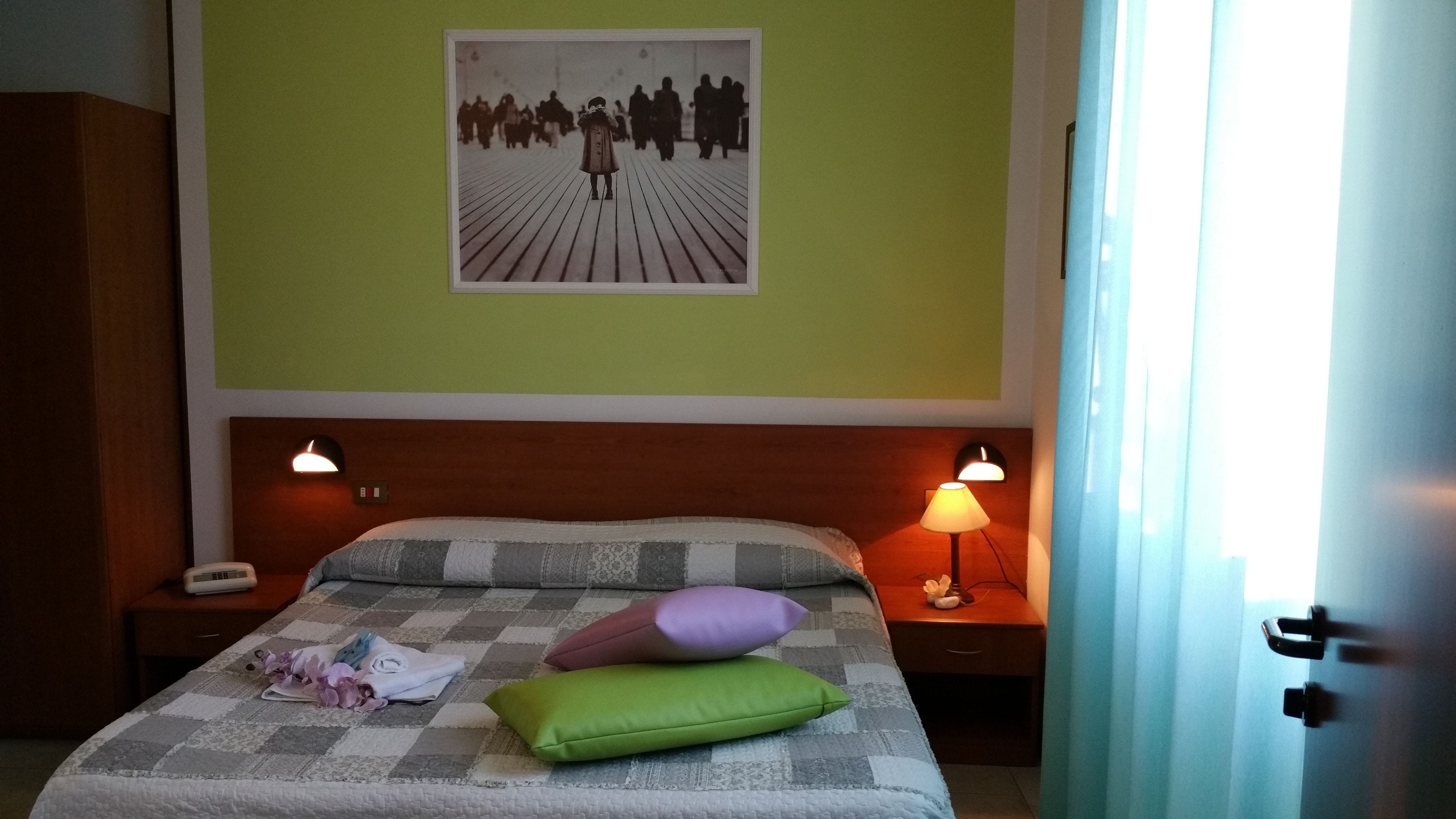 minibar, in-room safe, individually furnished, desk