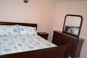 Literie de qualité, fer et planche à repasser, accès au Wi-Fi (inclus)