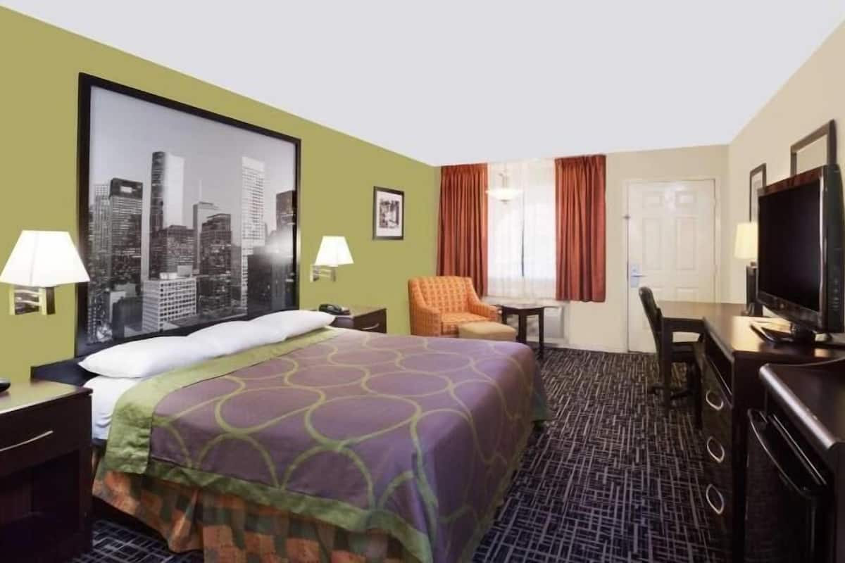 Individually decorated, individually furnished, desk, laptop workspace