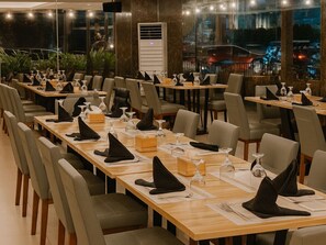 Business centre - Castle Peak Hotel (Cebu City)