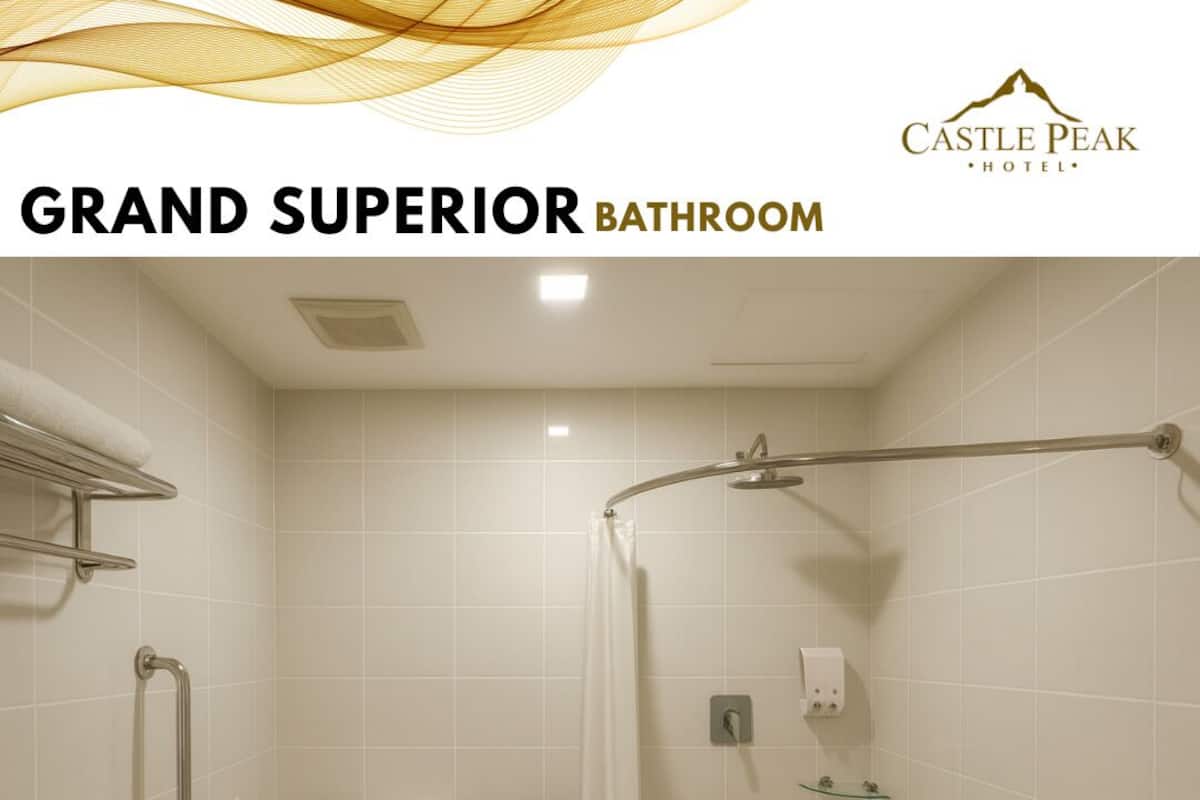 Grand Superior Room | Bathroom | Shower, free toiletries, slippers, towels