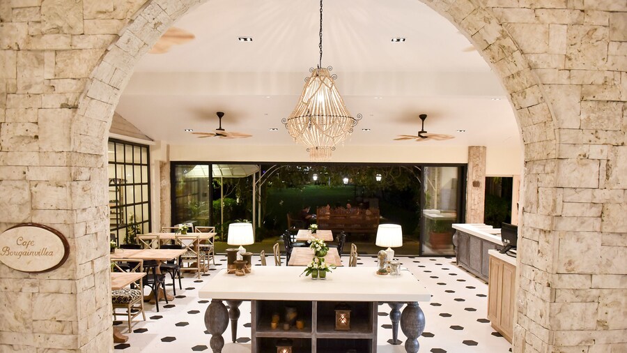 Montebello Villa Hotel