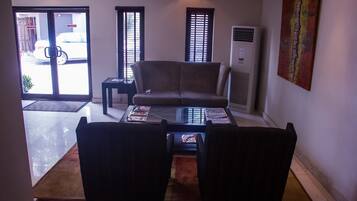 Zona de estar del vestíbulo