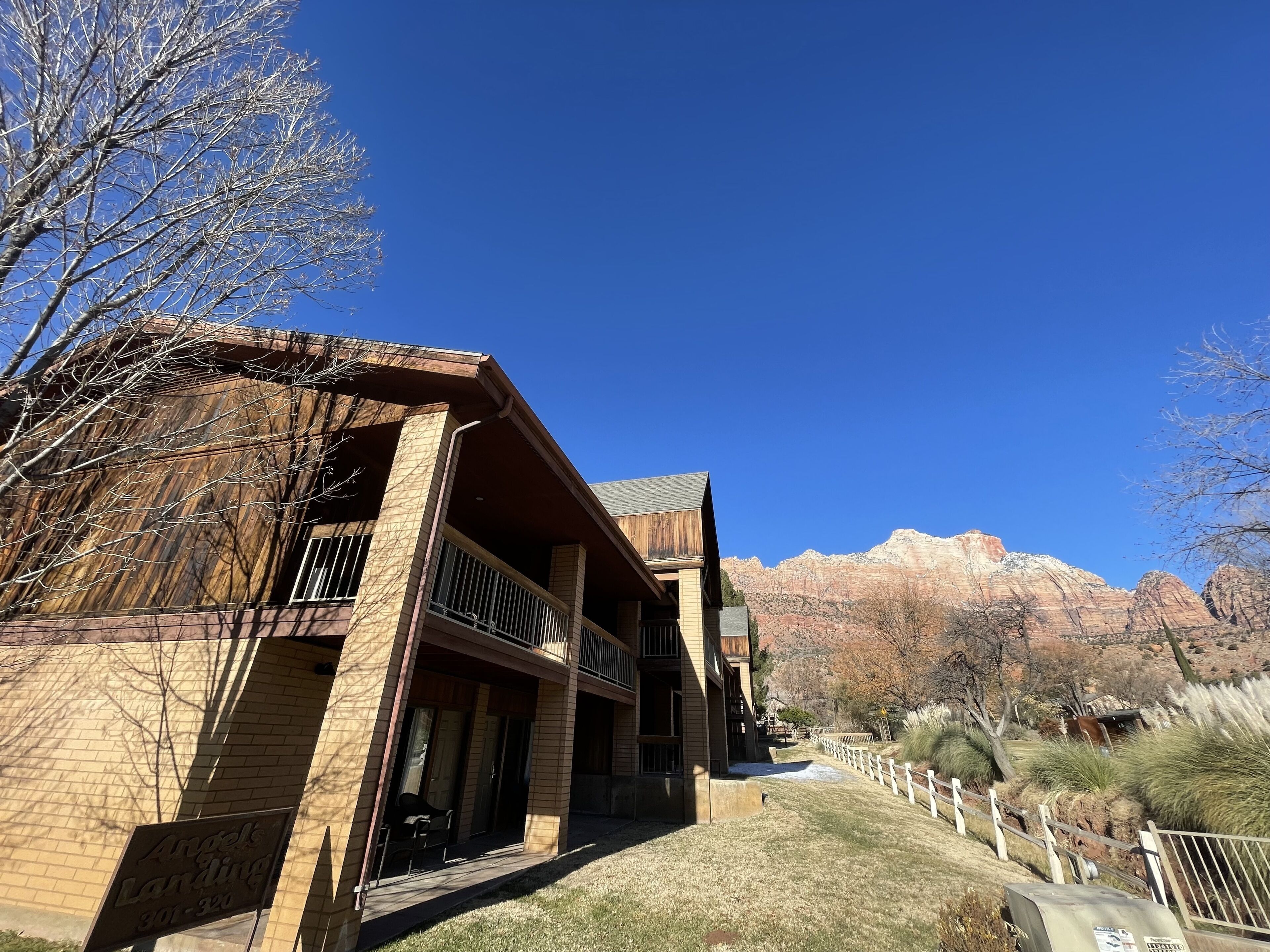 classic 2 queen beds, patio | view from room