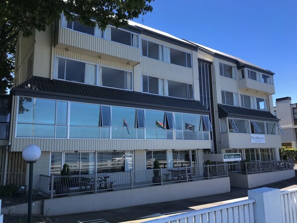 Exterior - Tui Oaks Motel (Taupo)