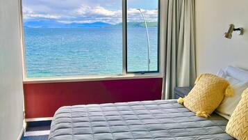 Deluxe Apartment, Lake View