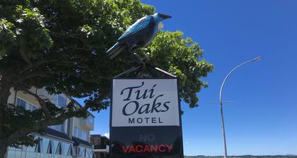 Tui Oaks Motel