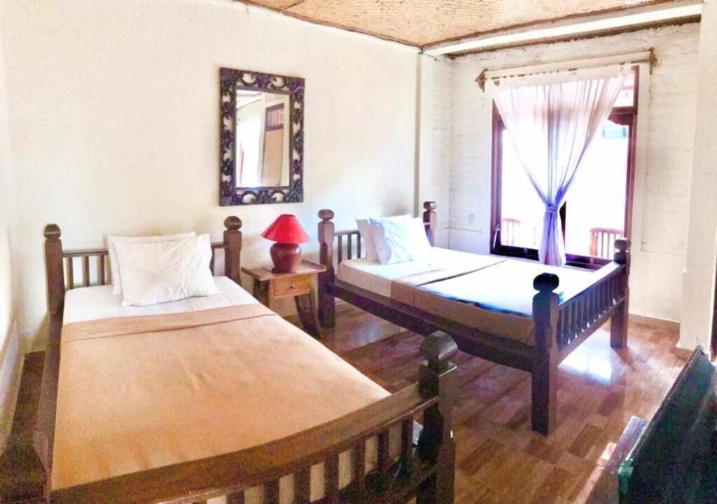 In-room safe, soundproofing, free WiFi, bed sheets