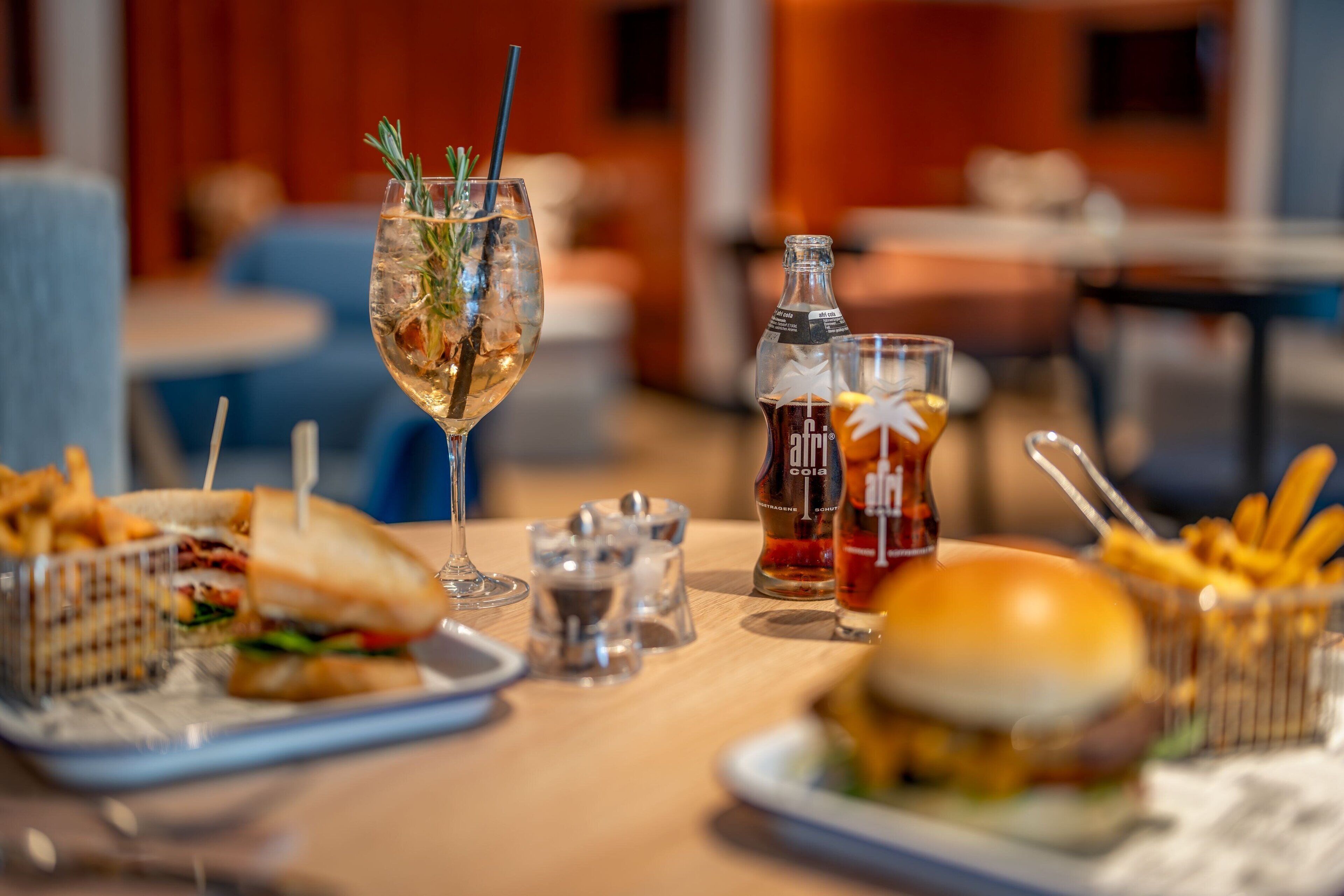 Photo - Courtyard by Marriott Cologne