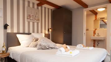 Standard Double Room (Small) | In-room safe, desk, iron/ironing board, free cribs/infant beds
