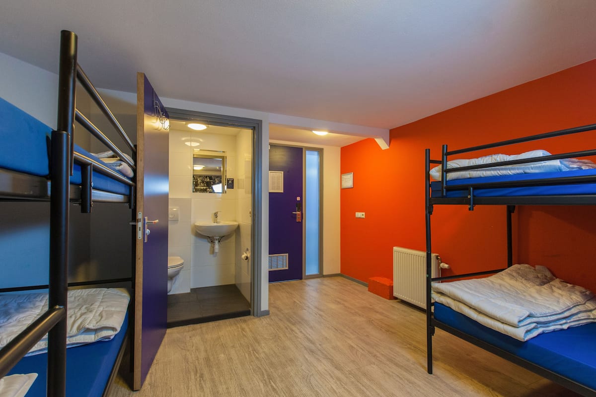 In-room safe, desk, iron/ironing board, free cots/infant beds