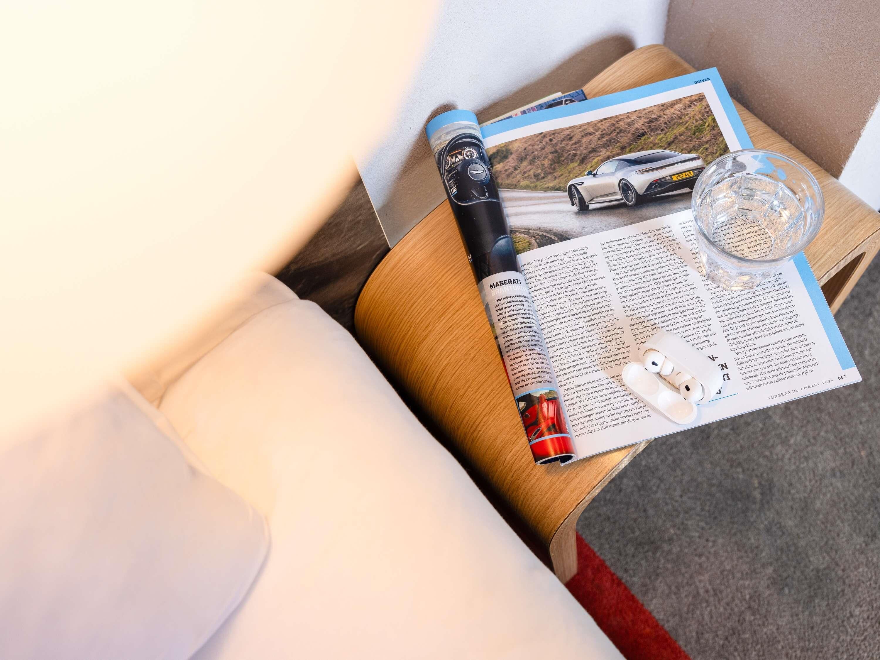 in-room safe, desk, laptop workspace, blackout curtains