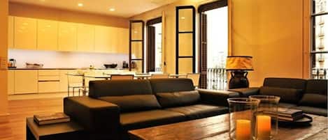 Coin salon dans le hall