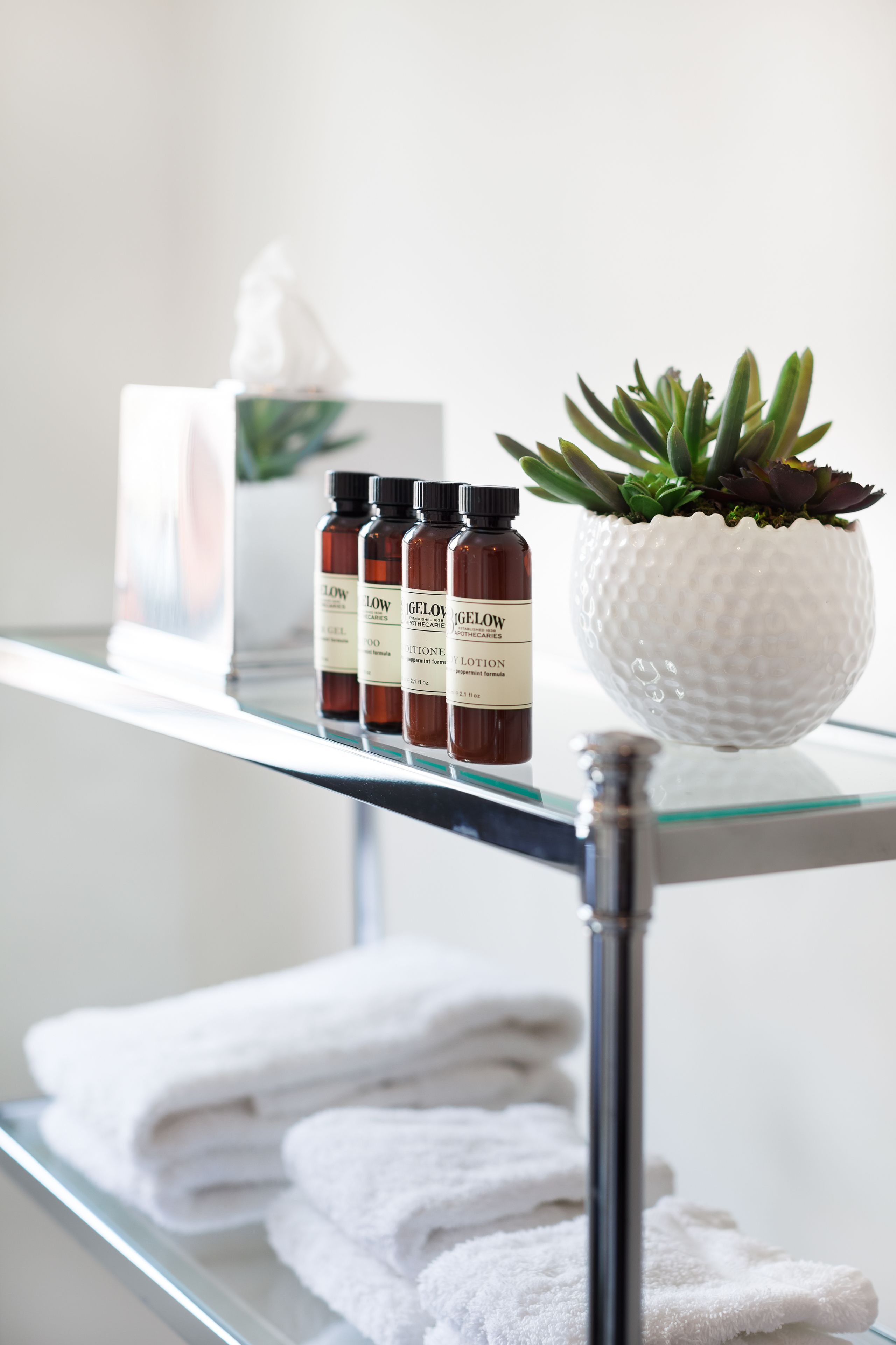 combined shower/bathtub, designer toiletries, hair dryer, dressing gowns