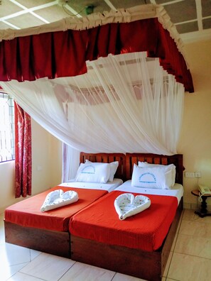 Appartement, 1 slaapkamer | Lakens van Egyptisch katoen, luxe beddengoed, donzen dekbedden