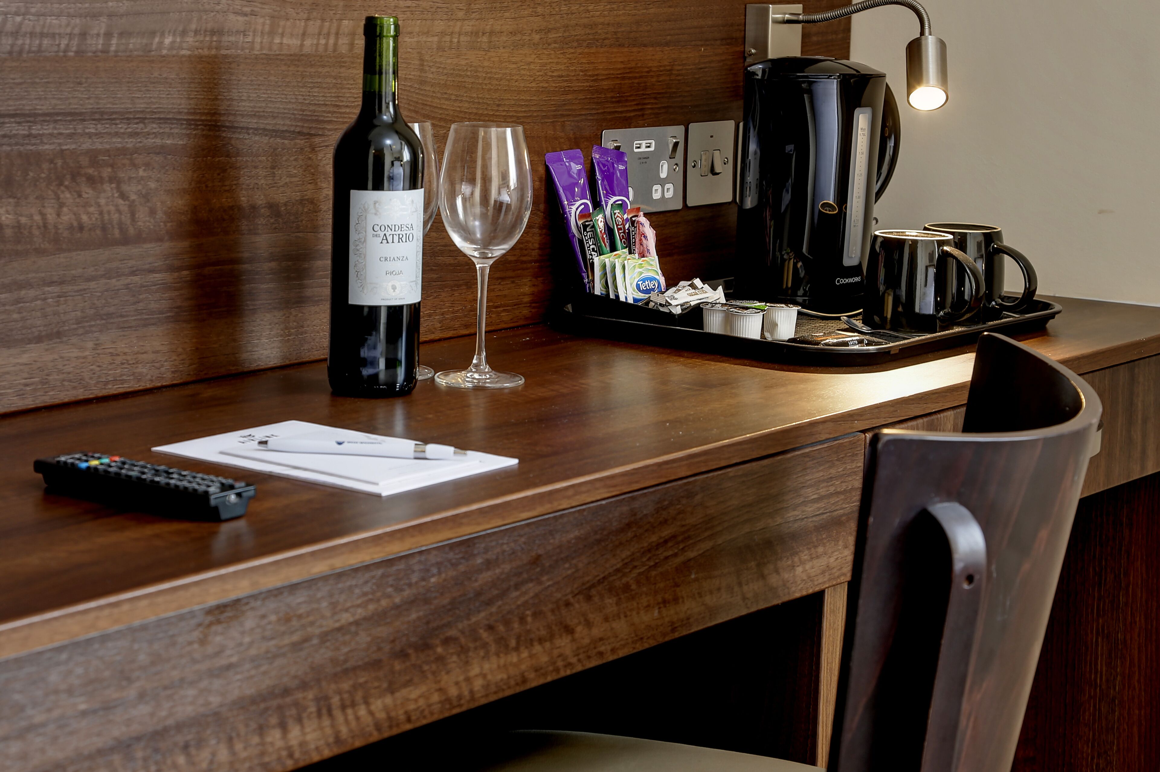 Desk, soundproofing, iron/ironing board, free WiFi