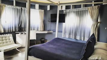 Minibar, in-room safe, desk, blackout curtains