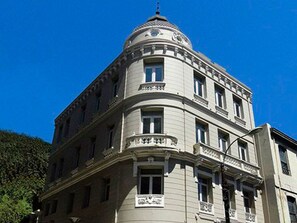 Front of property - Hotel Terranostra (Valparaiso)