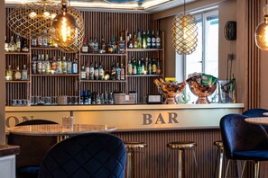 Bar (on property) - Hotell Arkad (Vasteras)