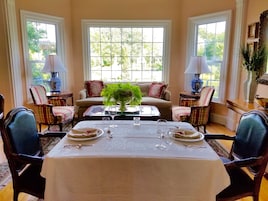 Couples dining