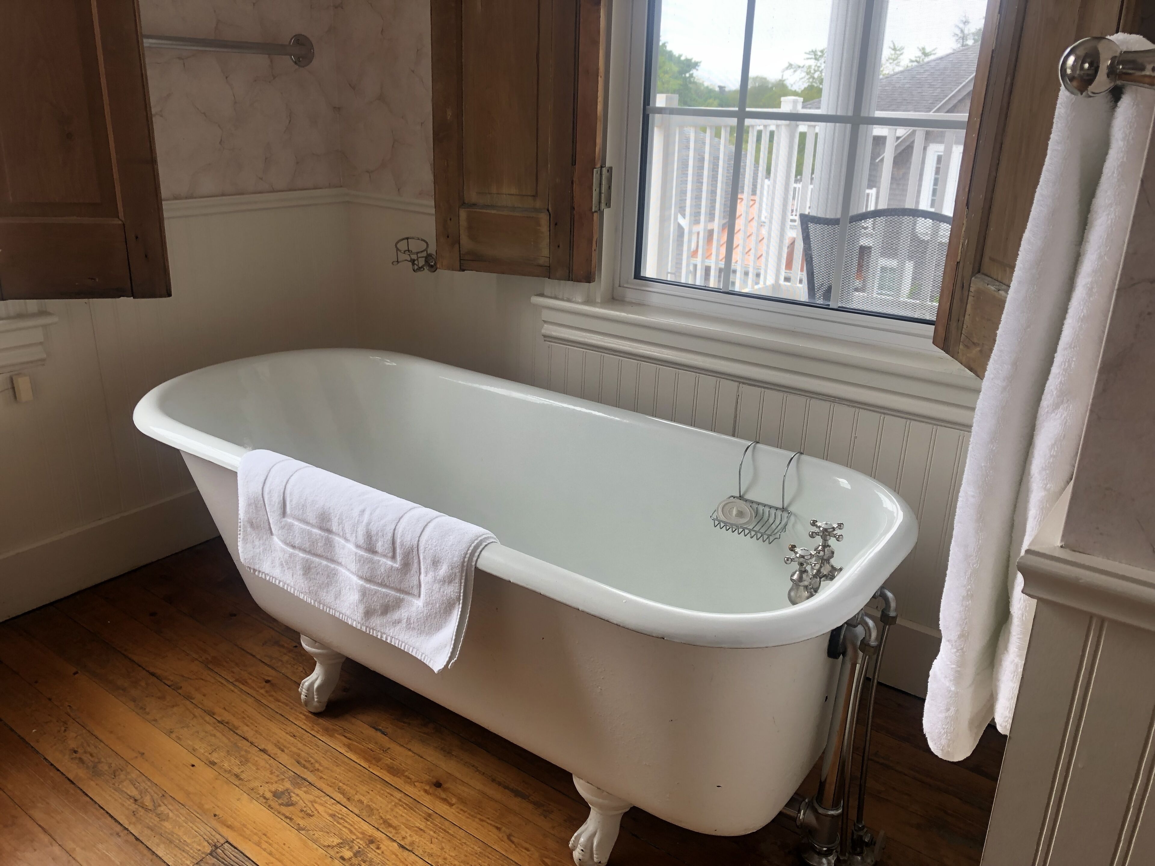 junior suite, balcony | bathroom | shower, designer toiletries, hair dryer, bathrobes