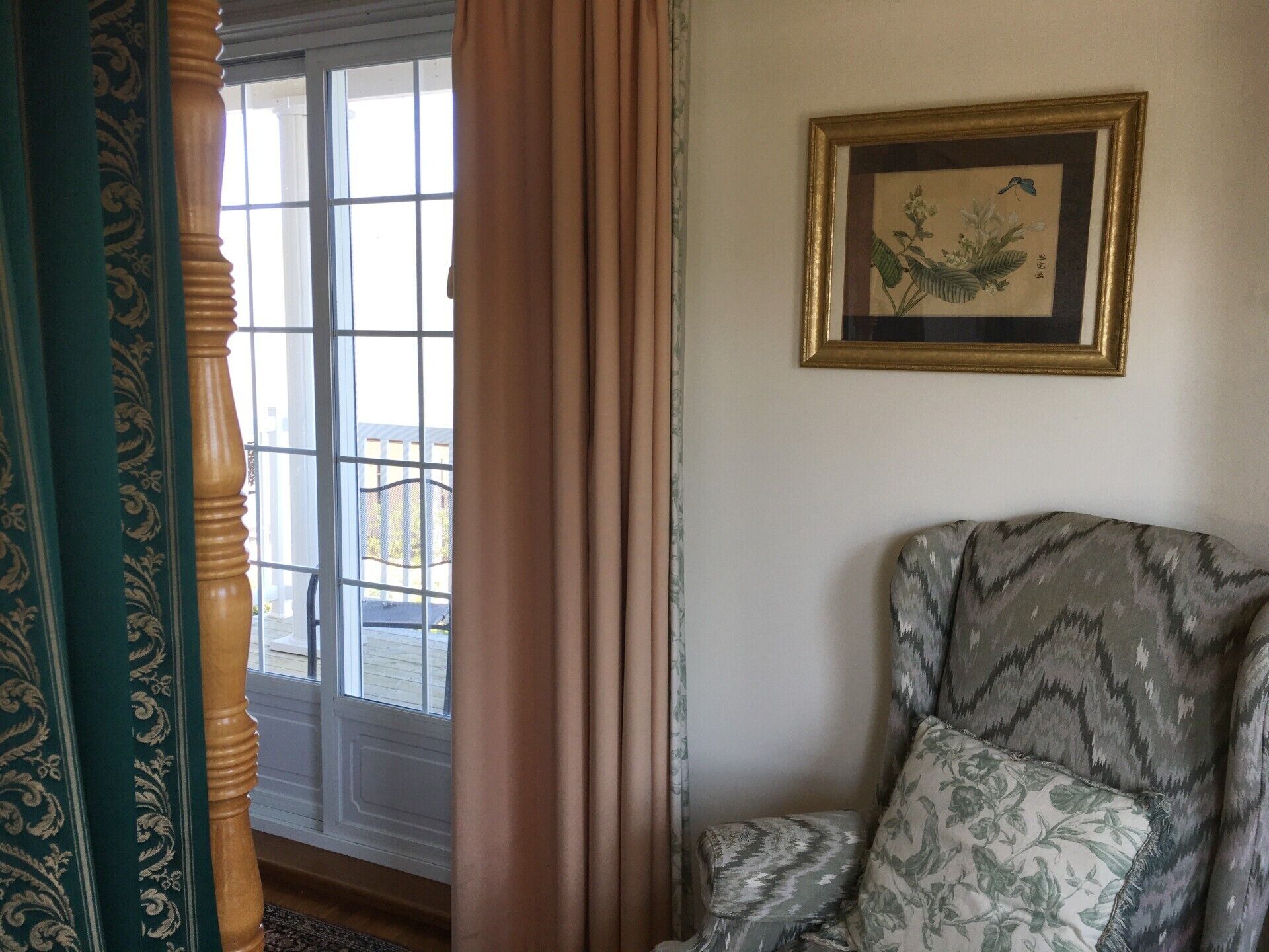 1 bedroom, egyptian cotton sheets, premium bedding, down duvets