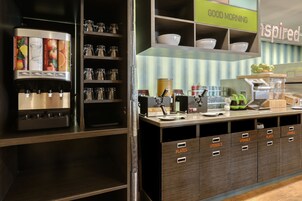 Desayuno continental incluido todos los días 