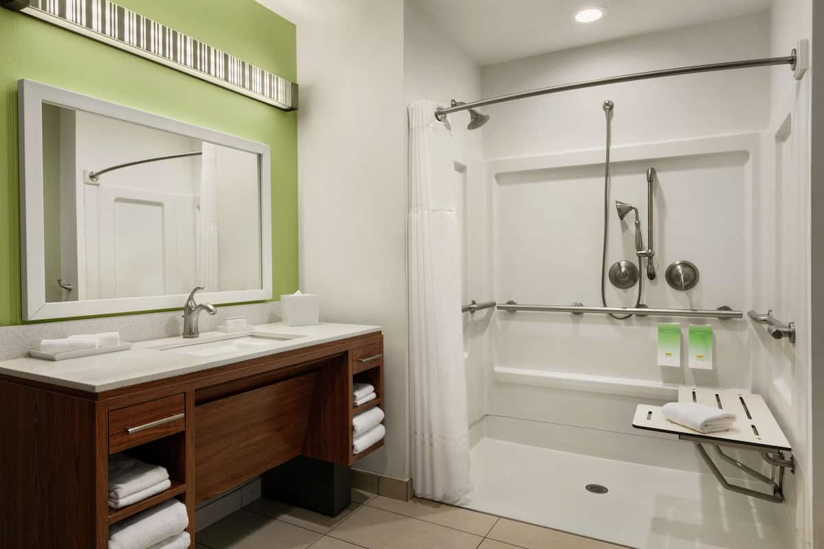 Bathroom shower