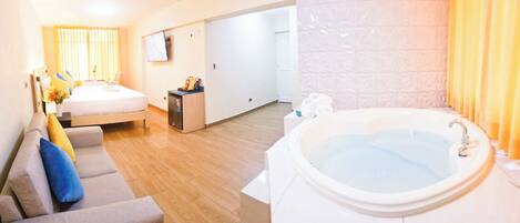 Suite Supérieure | Minibar, Wi-Fi gratuit, draps fournis