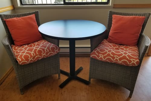 Chambre, 2 grands lits (No Kitchen) | Wi-Fi gratuit, draps fournis
