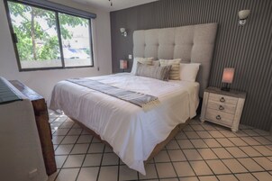 Chambre Double Tradition, 2 grands lits | Draps en coton égyptien, literie de qualité supérieure