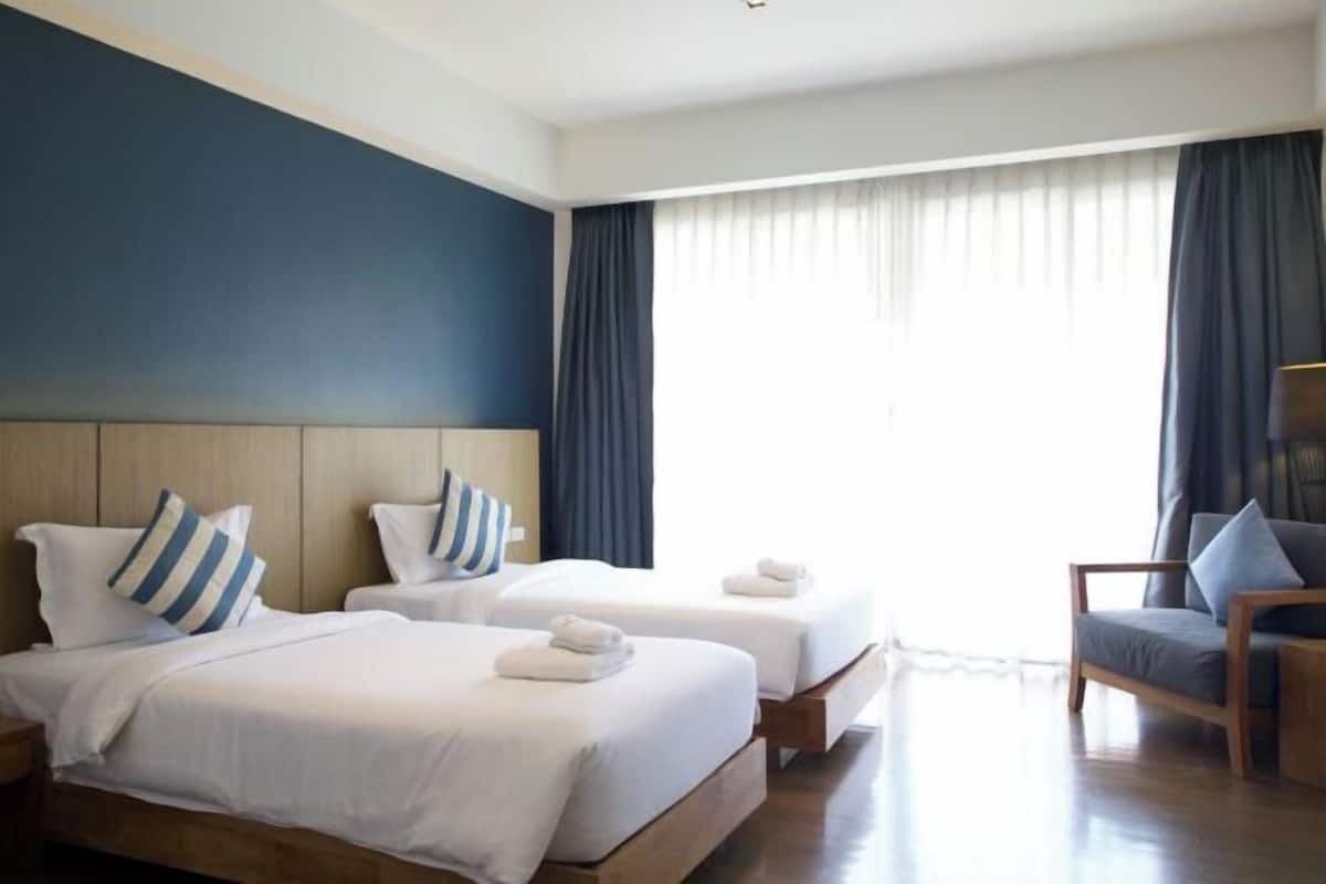 1 bedroom, in-room safe, soundproofing, free WiFi