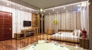 VIP | Minibar, két bảo mật tại phòng, bàn, giường gấp/giường phụ (phụ phí) 